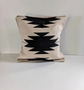 Black Design Wool Pillow