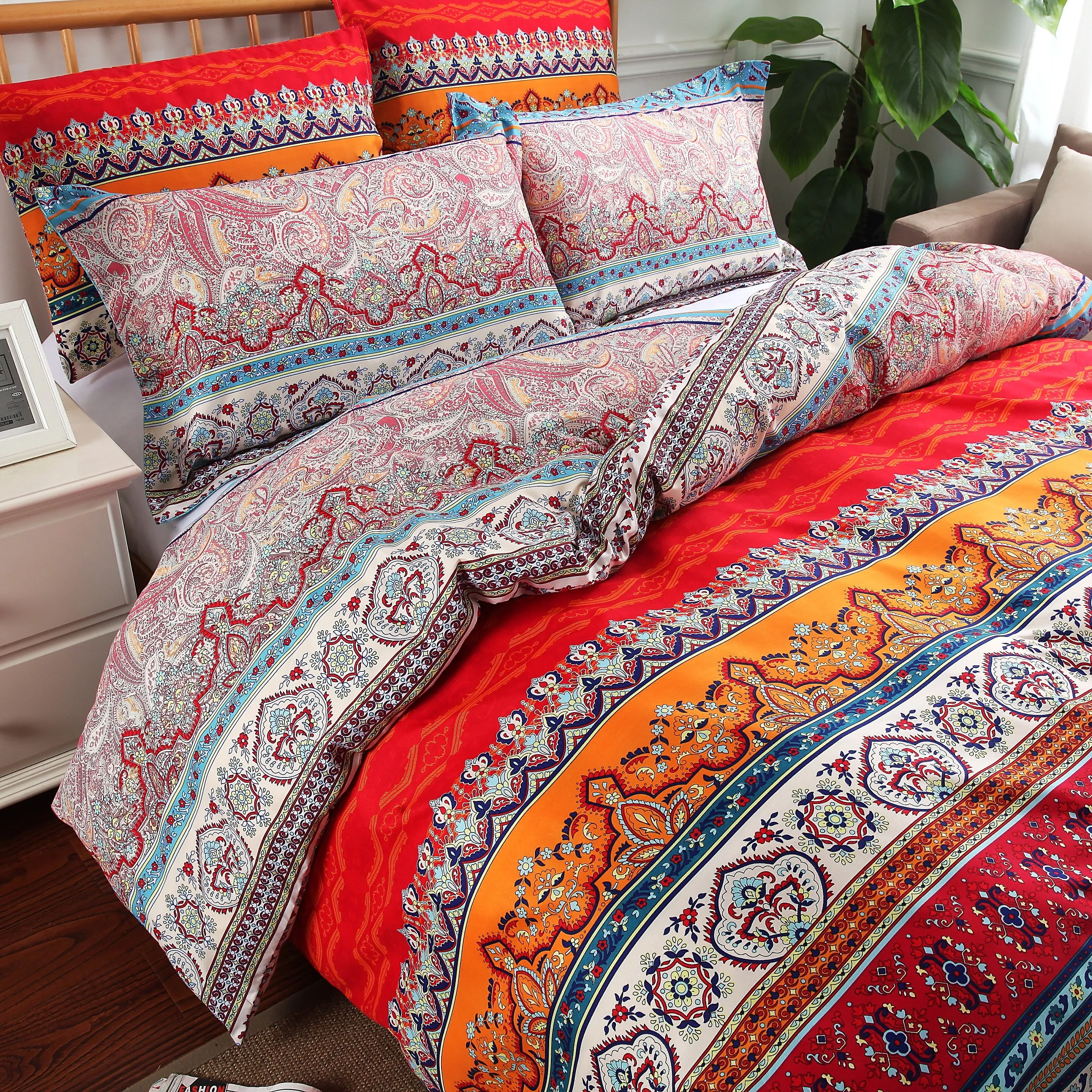 Colorful Boho Mandala Paisley 3-Piece Bedding Set: Duvet Cover and Pillow Shams