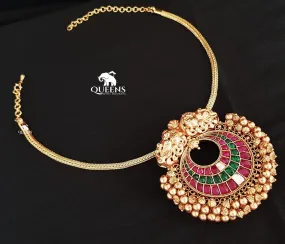 VISIRI PATHAKA NECKLACE